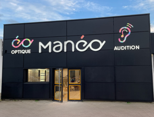 Manéo
